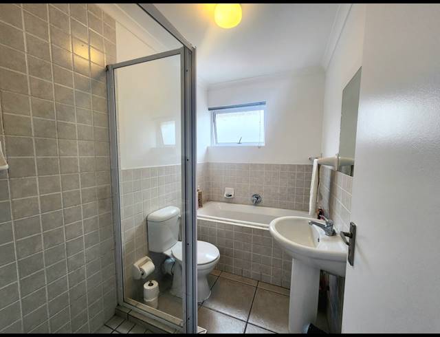 2 BEDROOM APARTMENT SOLD IN GOODWOOD ESTATE